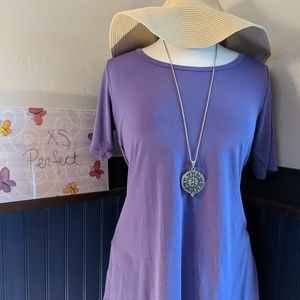 {SOLD} LuLaRoe Perfect T